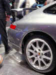 naiasporsche02.jpg (128993 bytes)